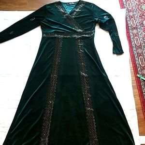 Full sleeves velvet dress XL